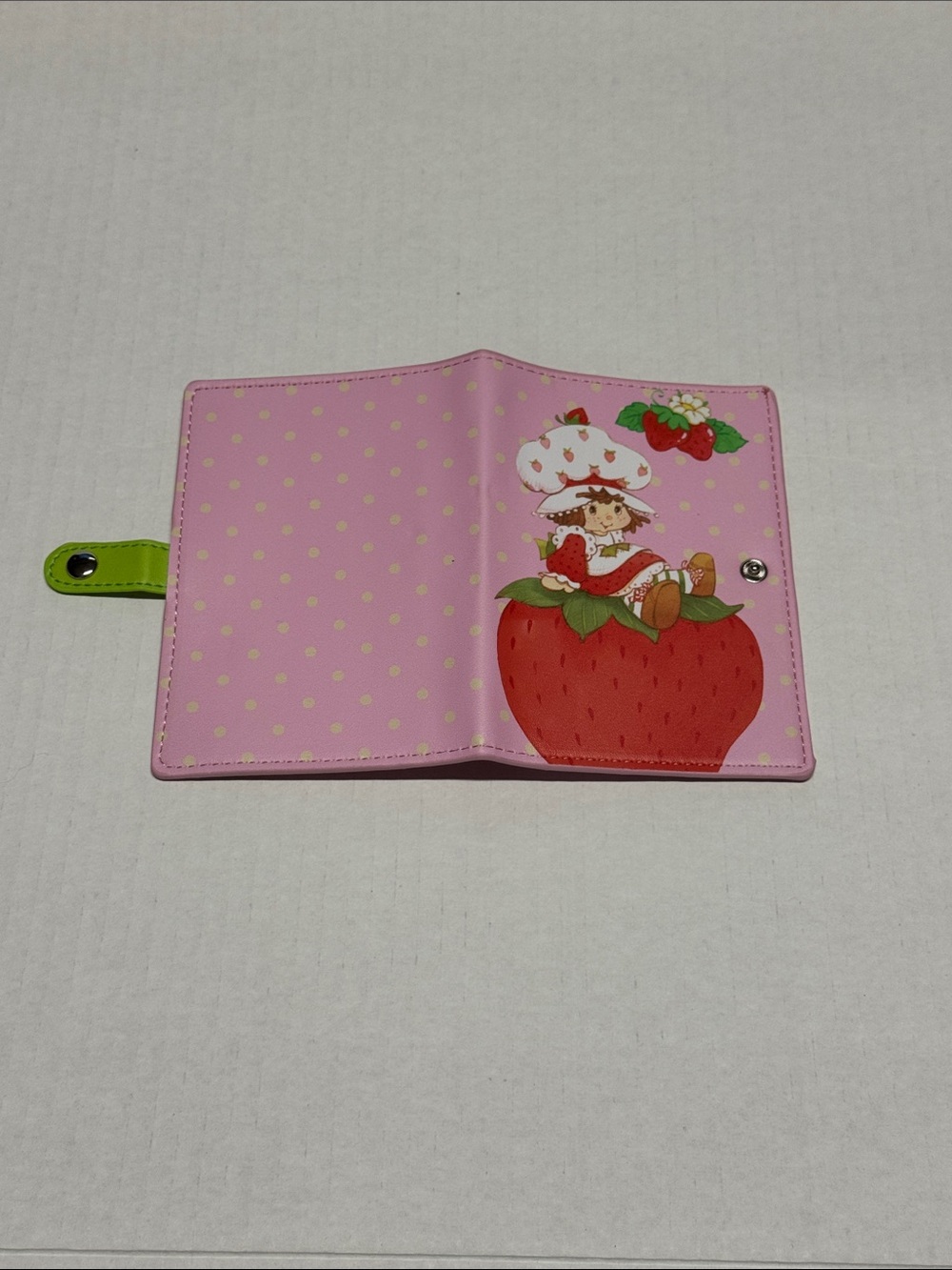Pink Strawberry Shortcake Visa Holder NWT - Picture 3 of 7